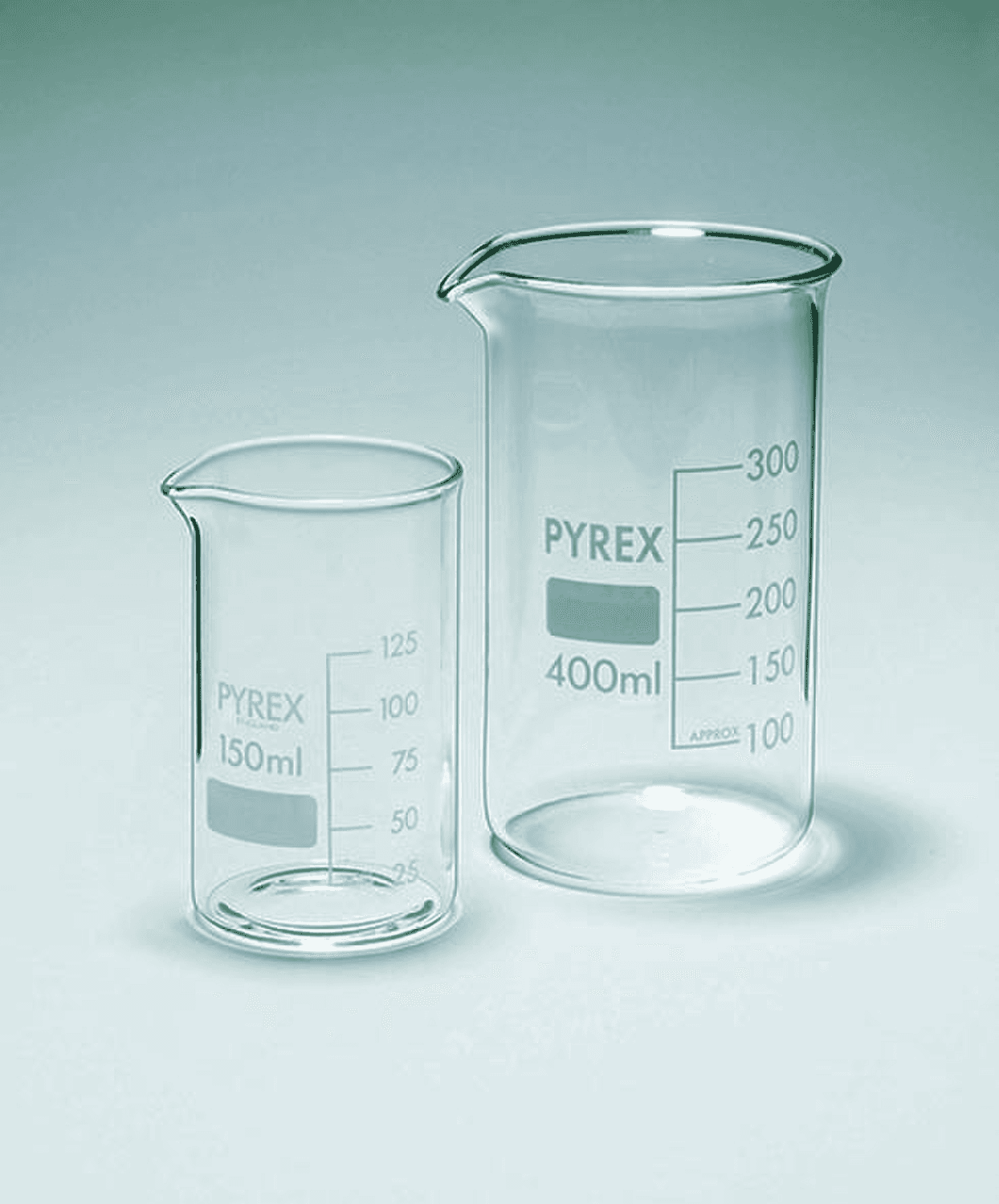 Bécher en verre Pyrex® forme haute avec bec verseur