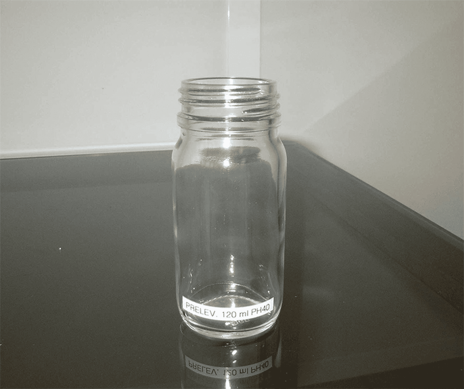 Flacon en verre, col à vis sans cape