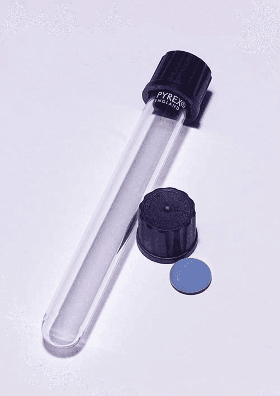 Tube en verre borosilicaté Pyrex® fond rond col à vis bouché