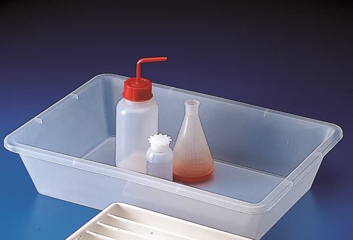 Bac en polypropylène transparent 12L