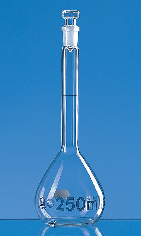 Fiole jaugée Blaubrand® en verre Duran® classe A col large rodé avec bouchon en verre