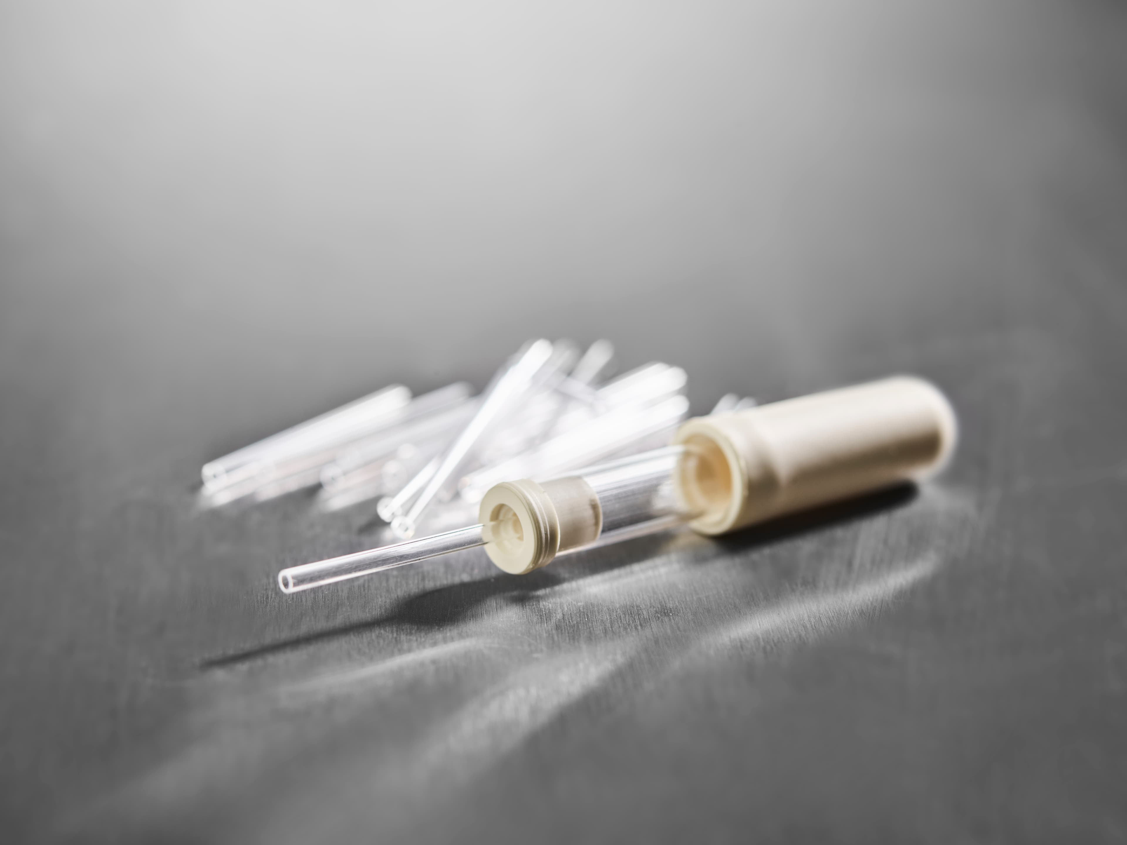 Poire porte-pipette pour micropipette capillaire