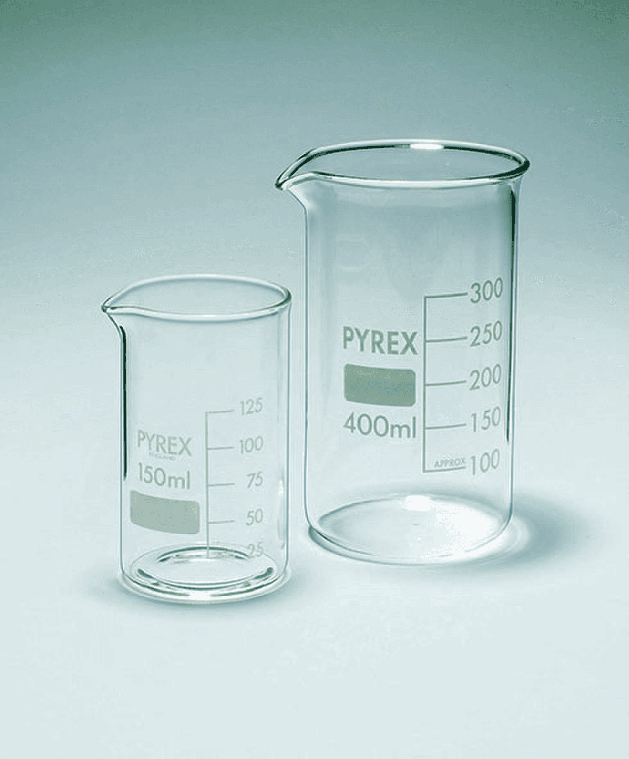 Bécher en verre Pyrex® forme haute avec bec verseur
