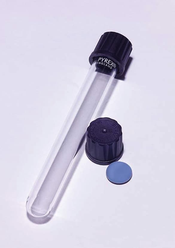 Tube en verre borosilicaté Pyrex® fond rond col à vis bouché