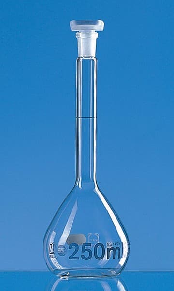 Fiole jaugée Blaubrand® en verre Duran® classe A col rodé avec bouchon en polypropylène